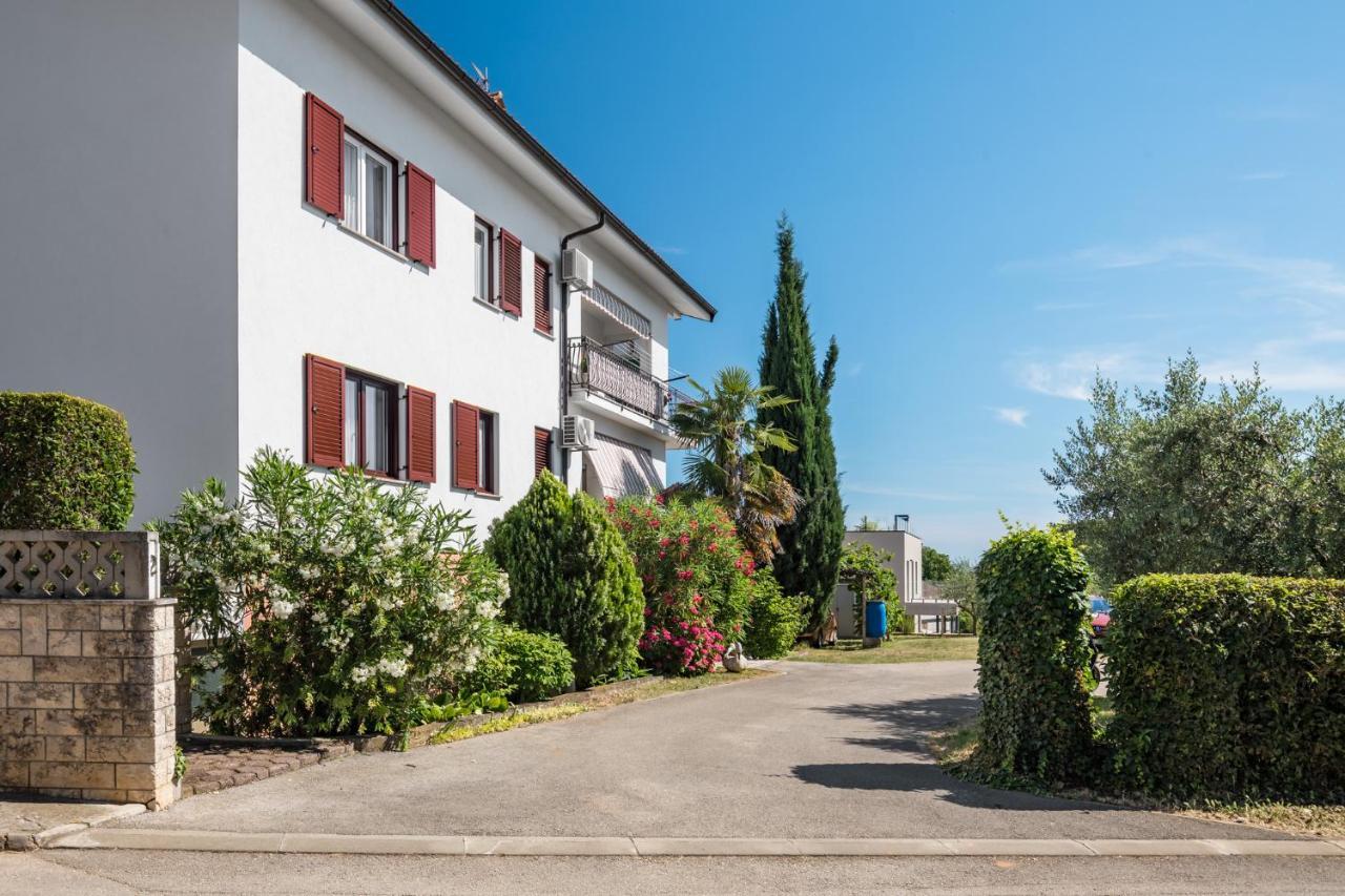 Apartments Marcan Poreč Buitenkant foto